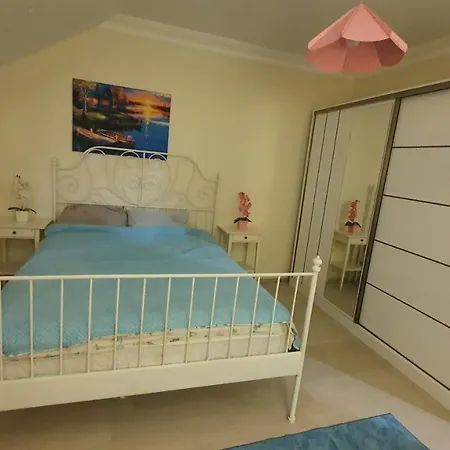 Private In Bayrampasa Δωμάτια σε οικογενειακή κατοικία Κωνσταντινούπολη